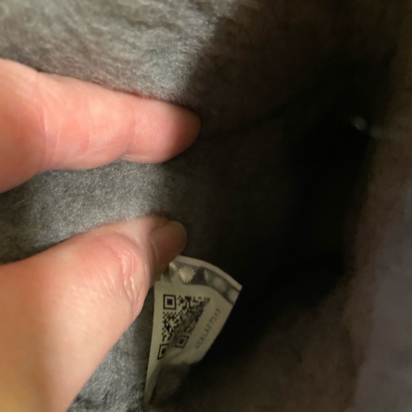 UGG Boots - Picture 8 of 13